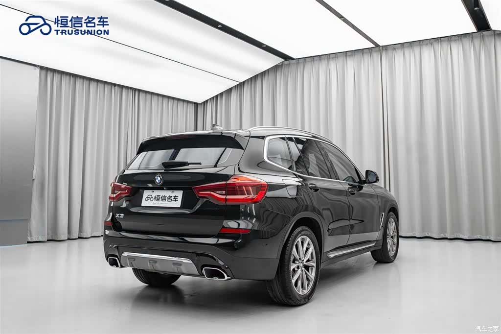 BMW X3, 2019 все фото