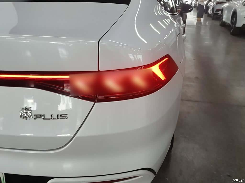 BYD Qin, 2023 8
