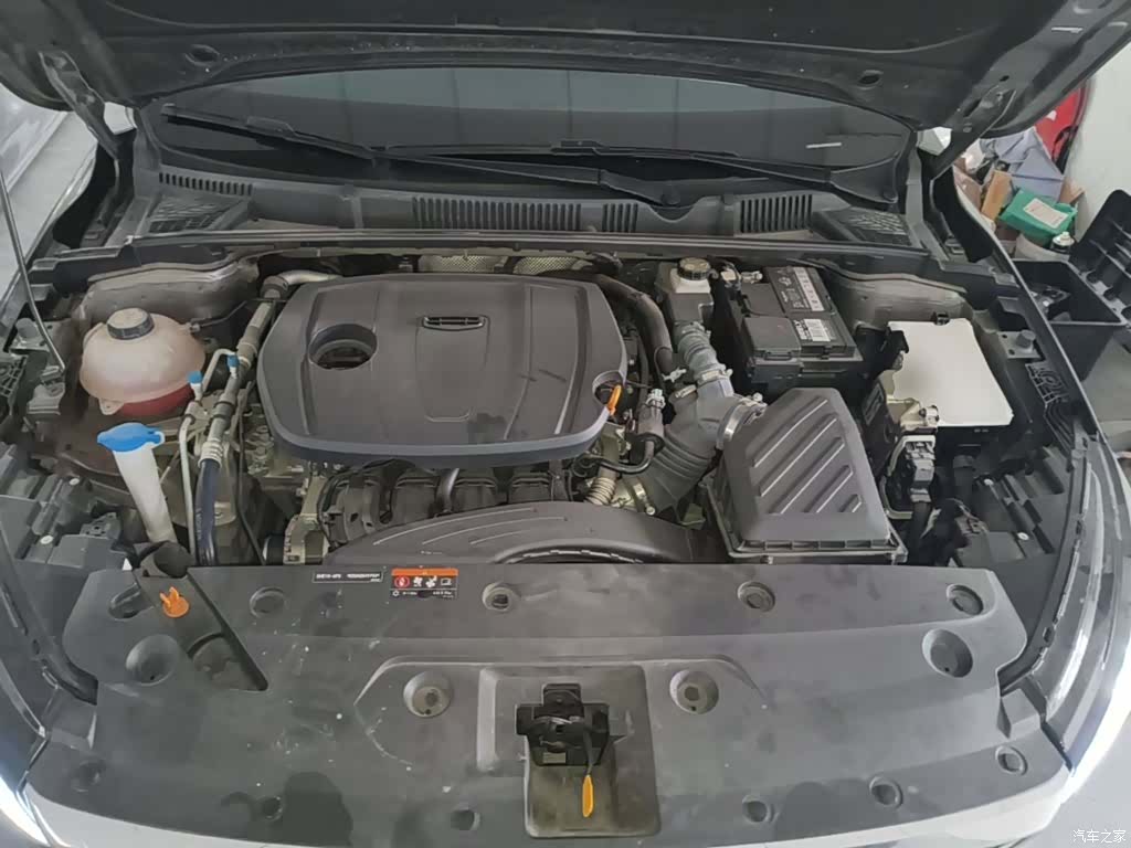 Geely Emgrand, 2024 20