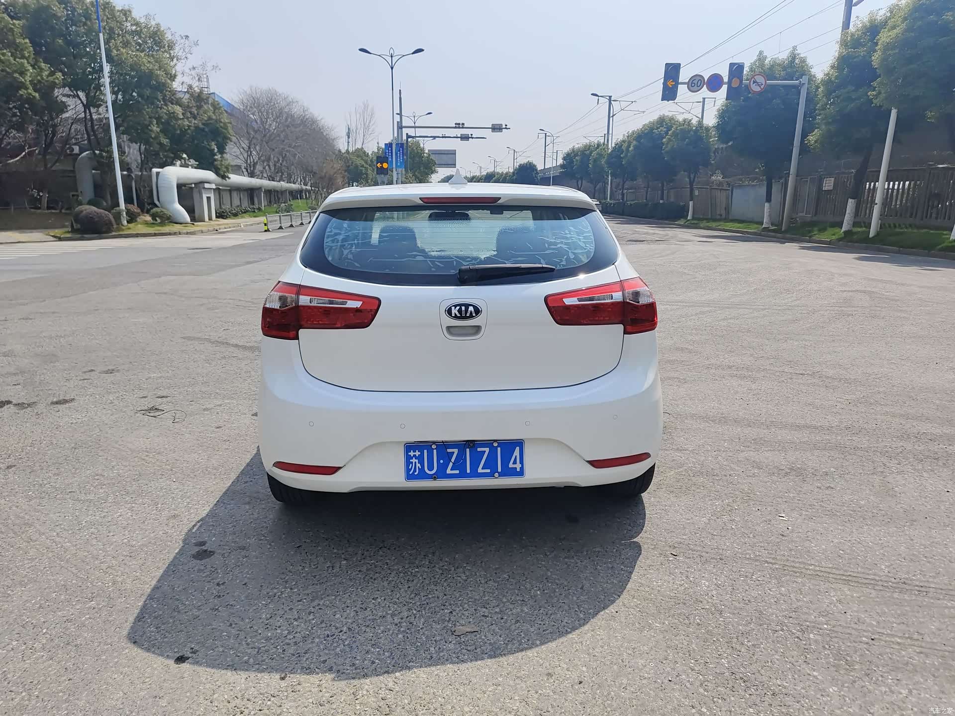 Kia K2, 2015 4