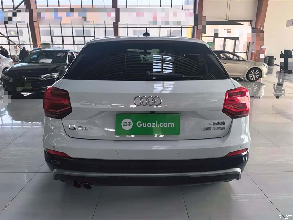 Audi Q2L, 2020 10