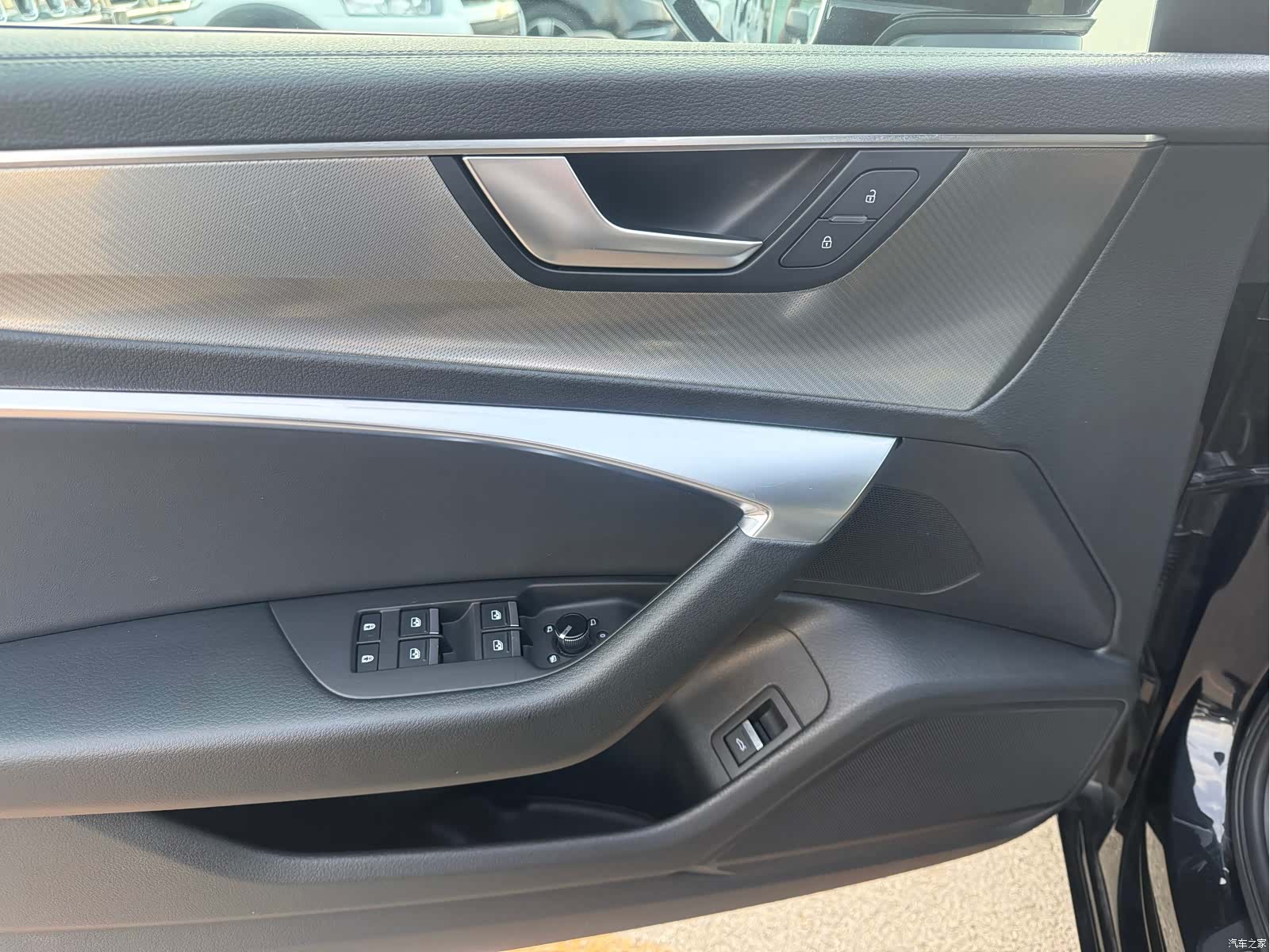 Audi A6L, 2020 7
