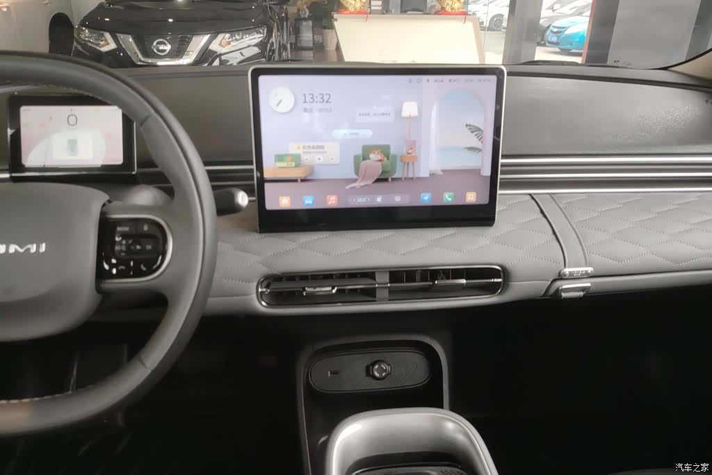 YiPaiKeJi 01, 2025 13