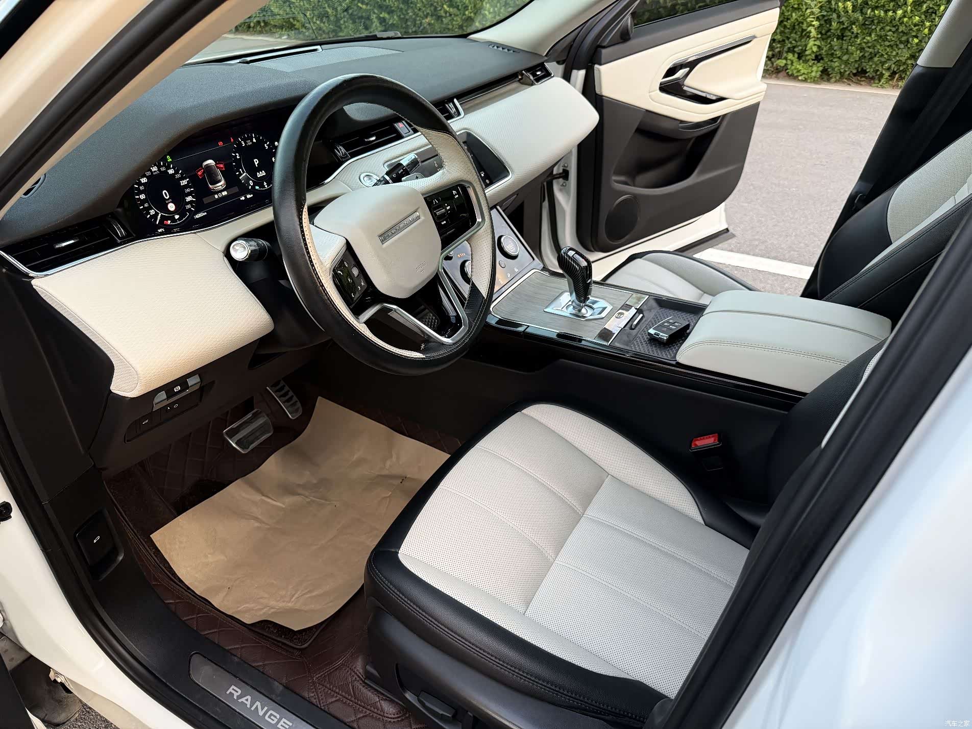 Land Rover Range Rover, 2022 10