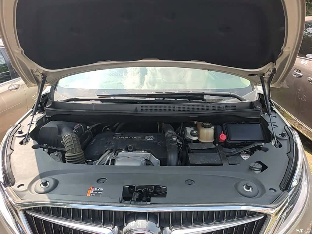 Buick GL8, 2018 20