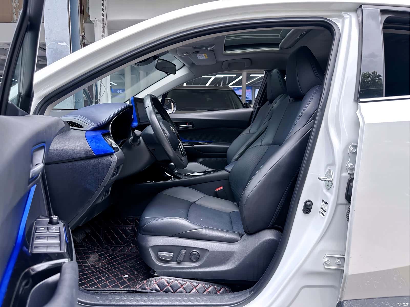 Toyota C-HR, 2023 6