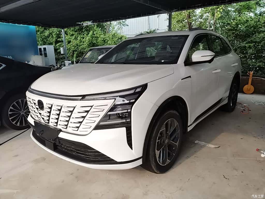 Changan CS75, 2026 1