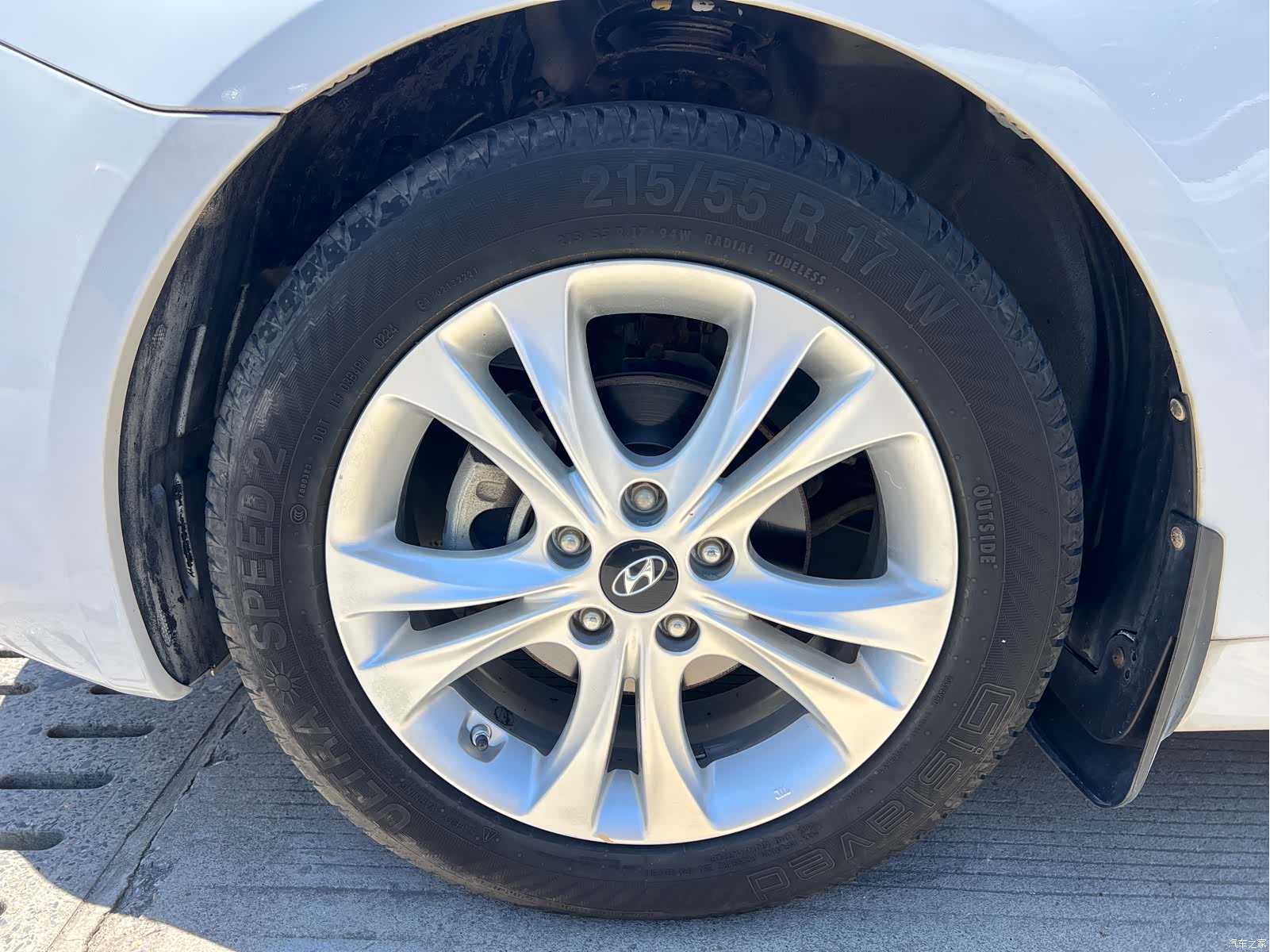 Hyundai Sonata, 2012 4