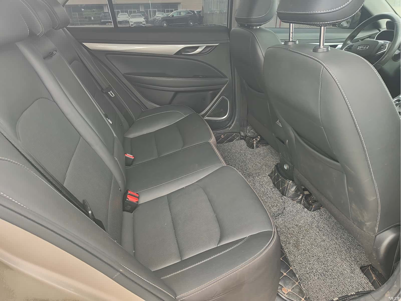 Geely Emgrand, 2020 18