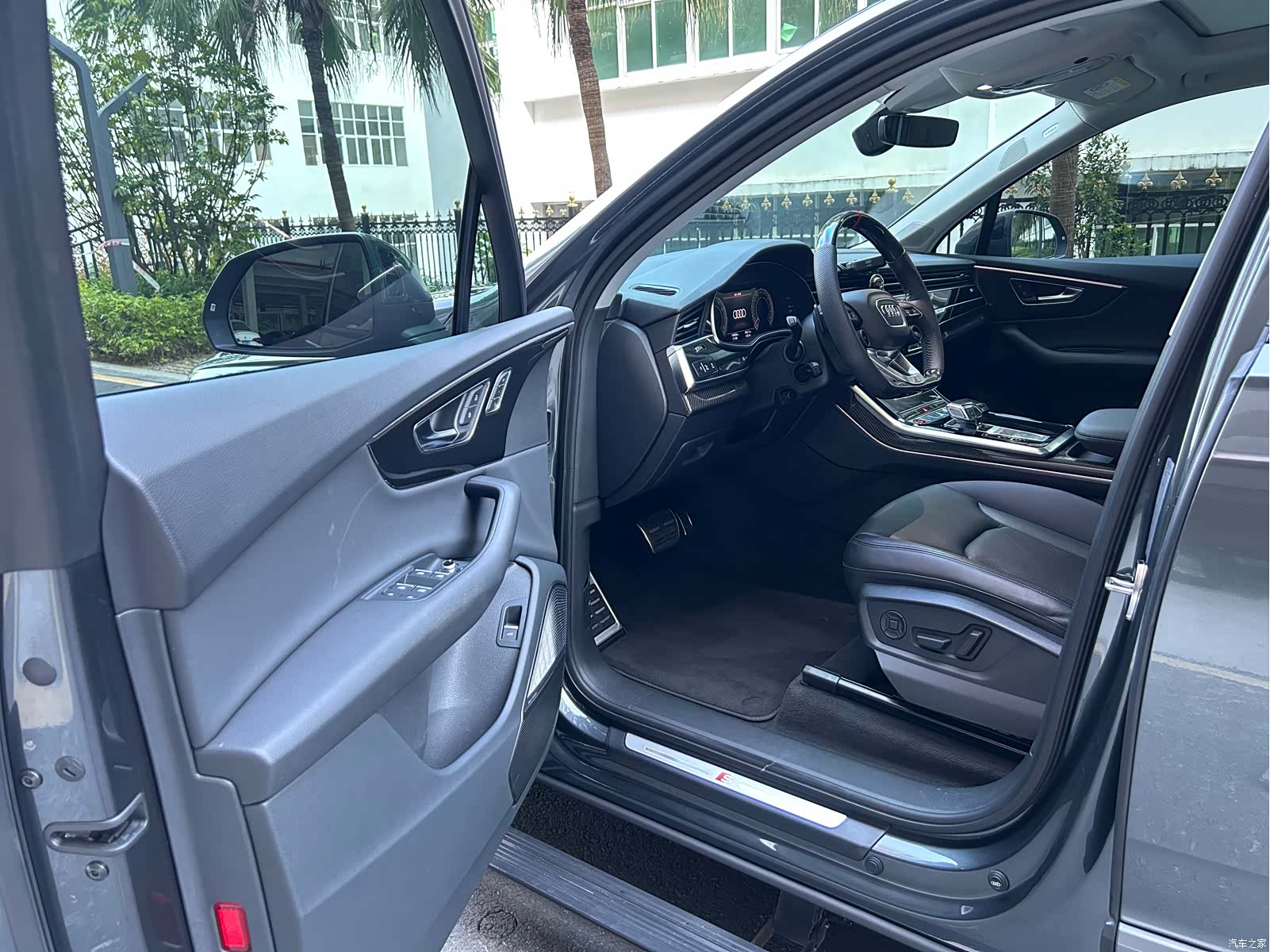Audi Q7, 2021 8