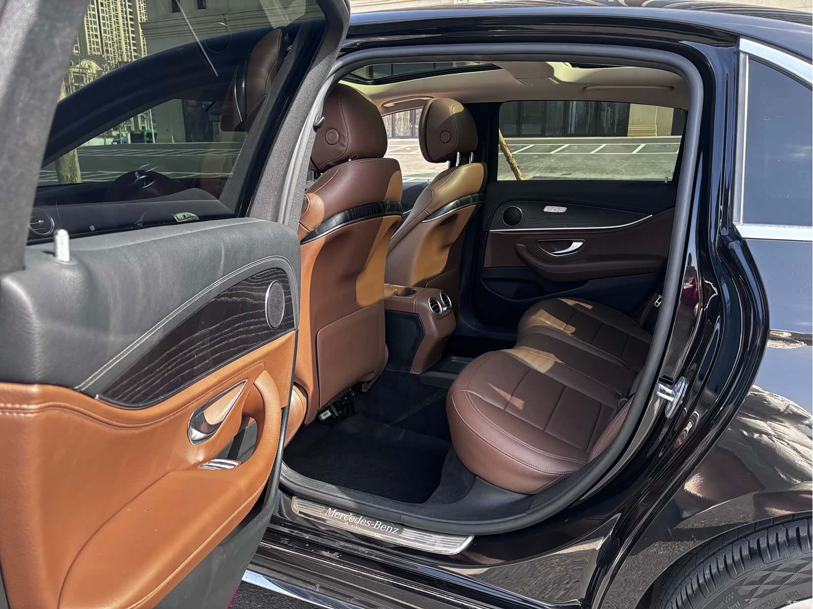 Mercedes-Benz E-Class, 2020 4