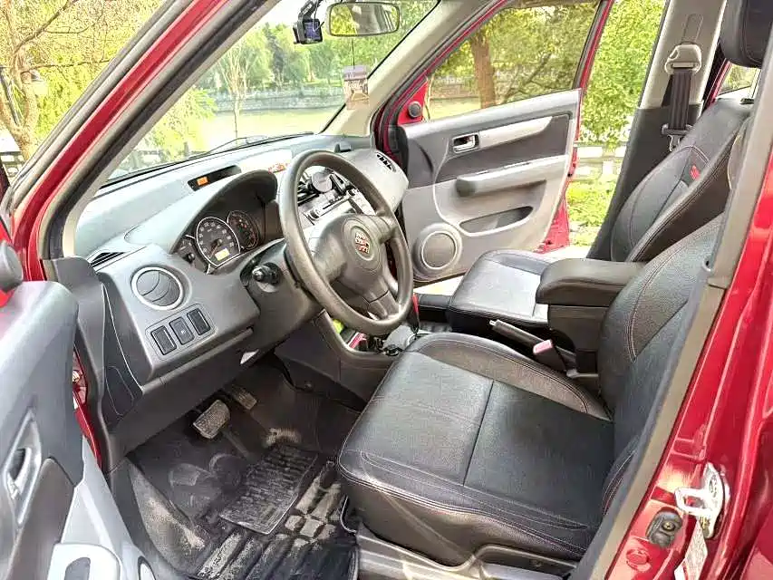 Suzuki Swift Suzuki Swift