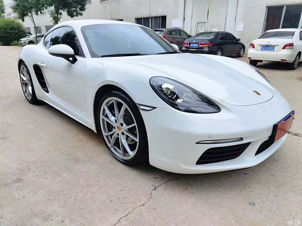 Porsche Cayman, 2020 2