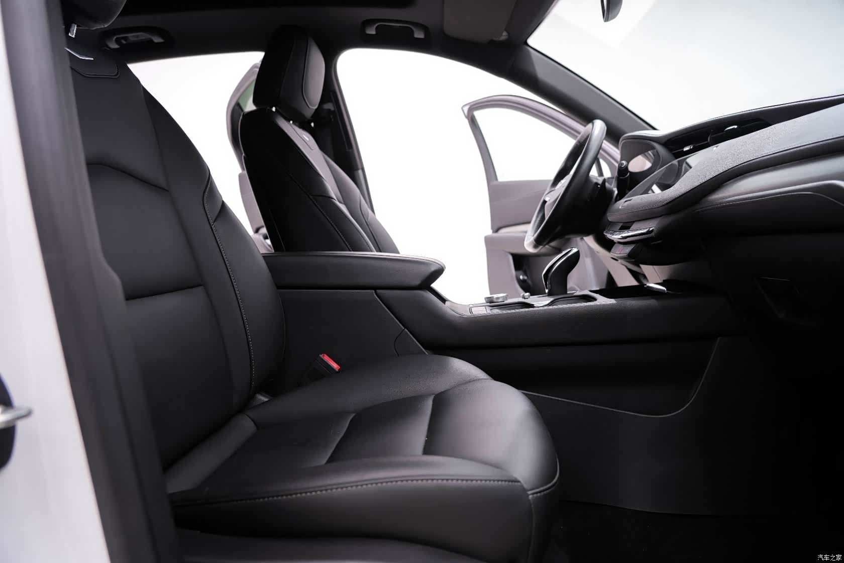 Cadillac XT4, 2021 26