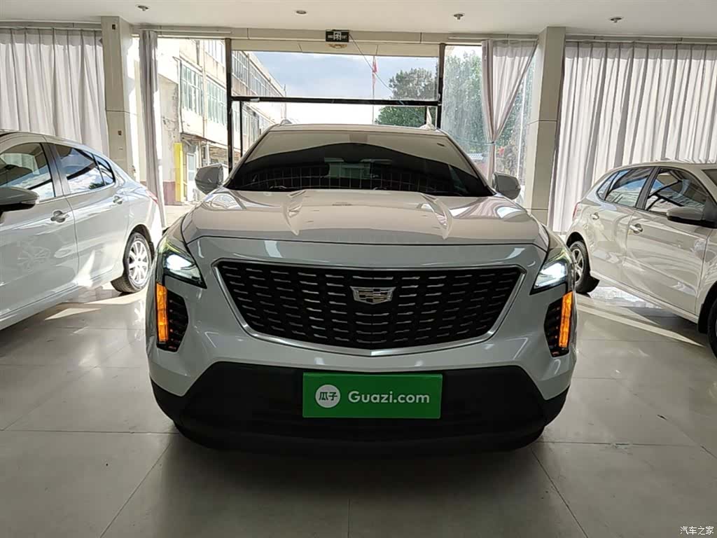 Cadillac XT4, 2019 3