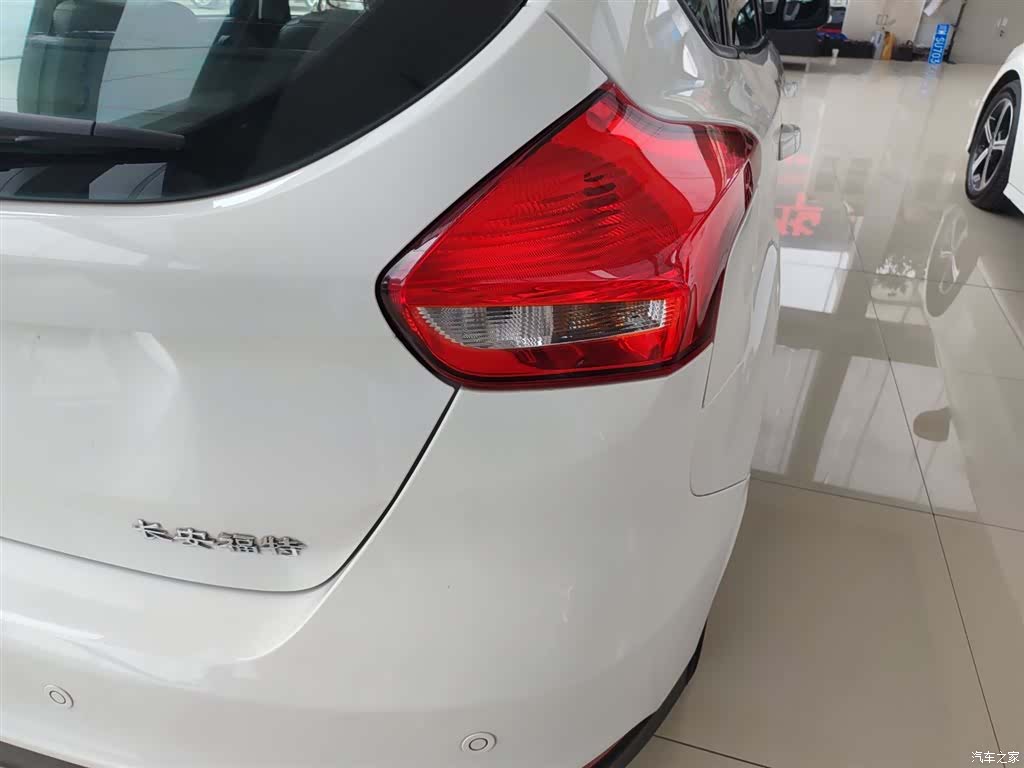 Ford Focus, 2018 8