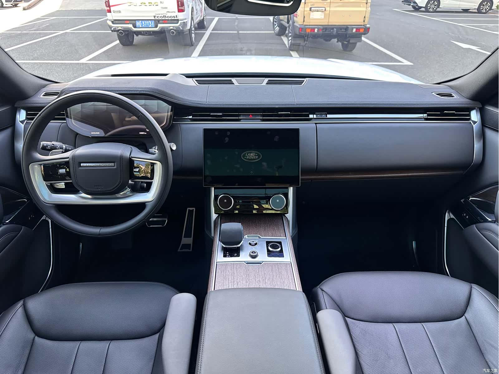 Land Rover Range Rover, 2023 28