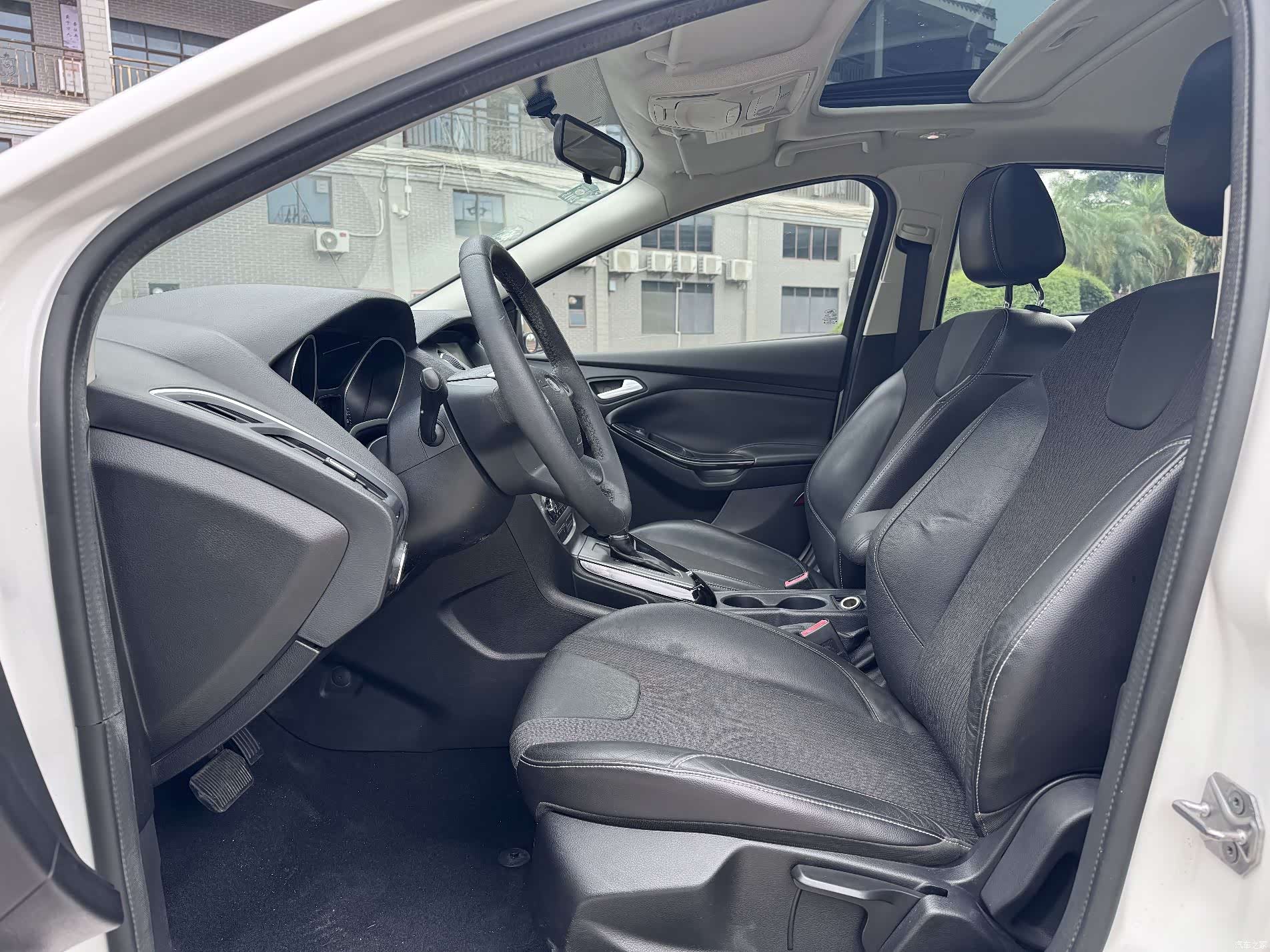 Ford Focus, 2014 3
