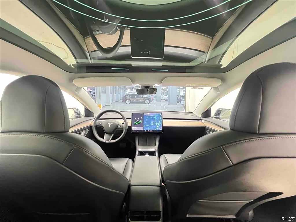 Tesla Model 3, 2023 11