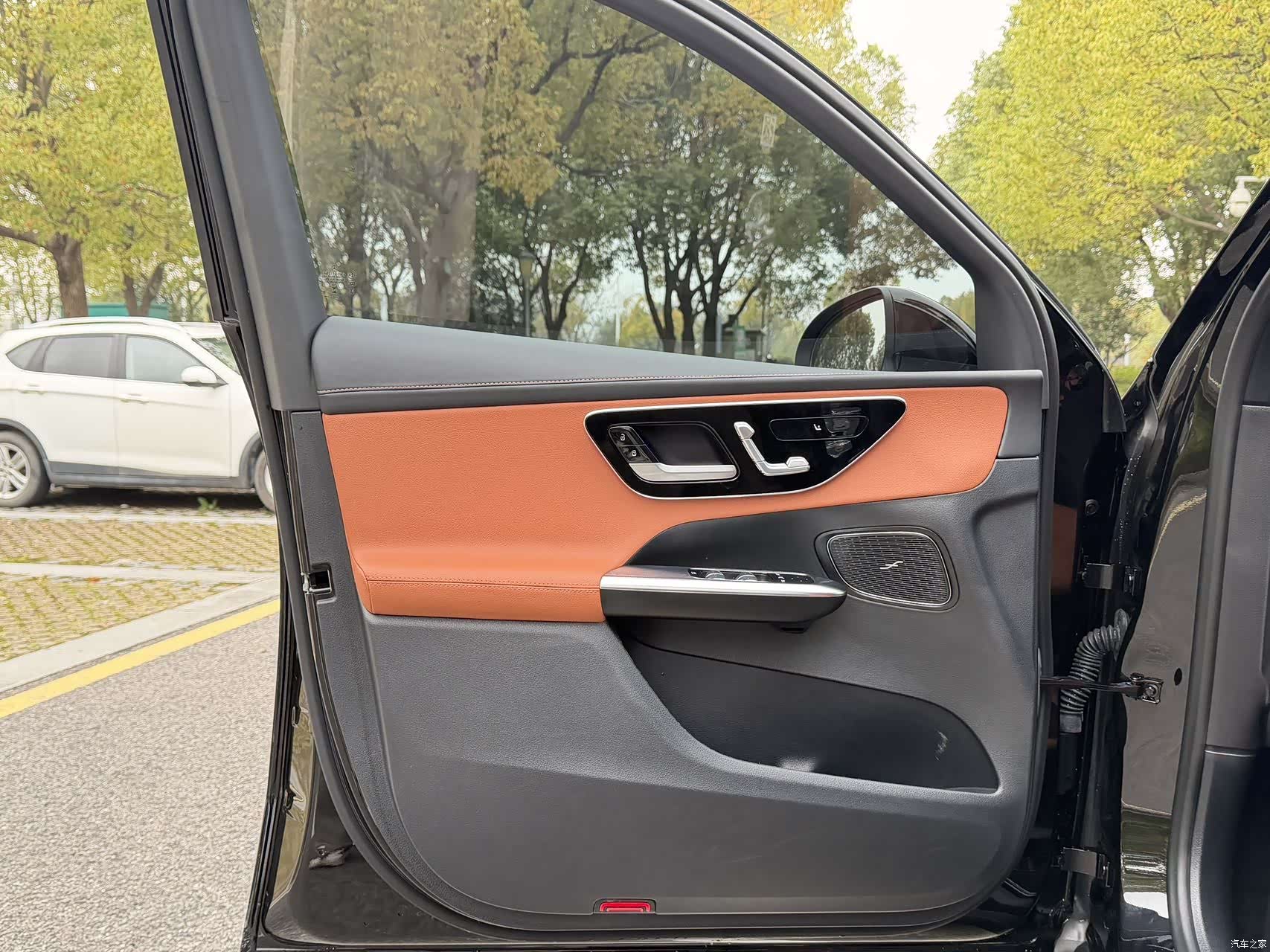 Mercedes-Benz GLC, 2024 12