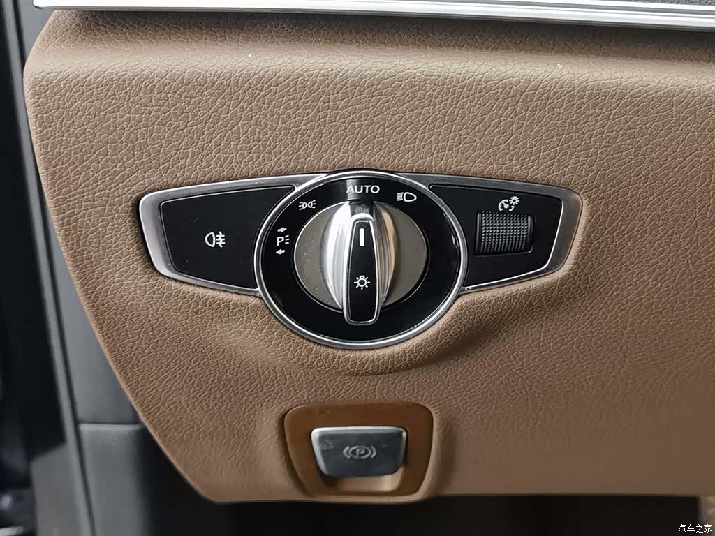 Mercedes-Benz E-Class, 2017 21