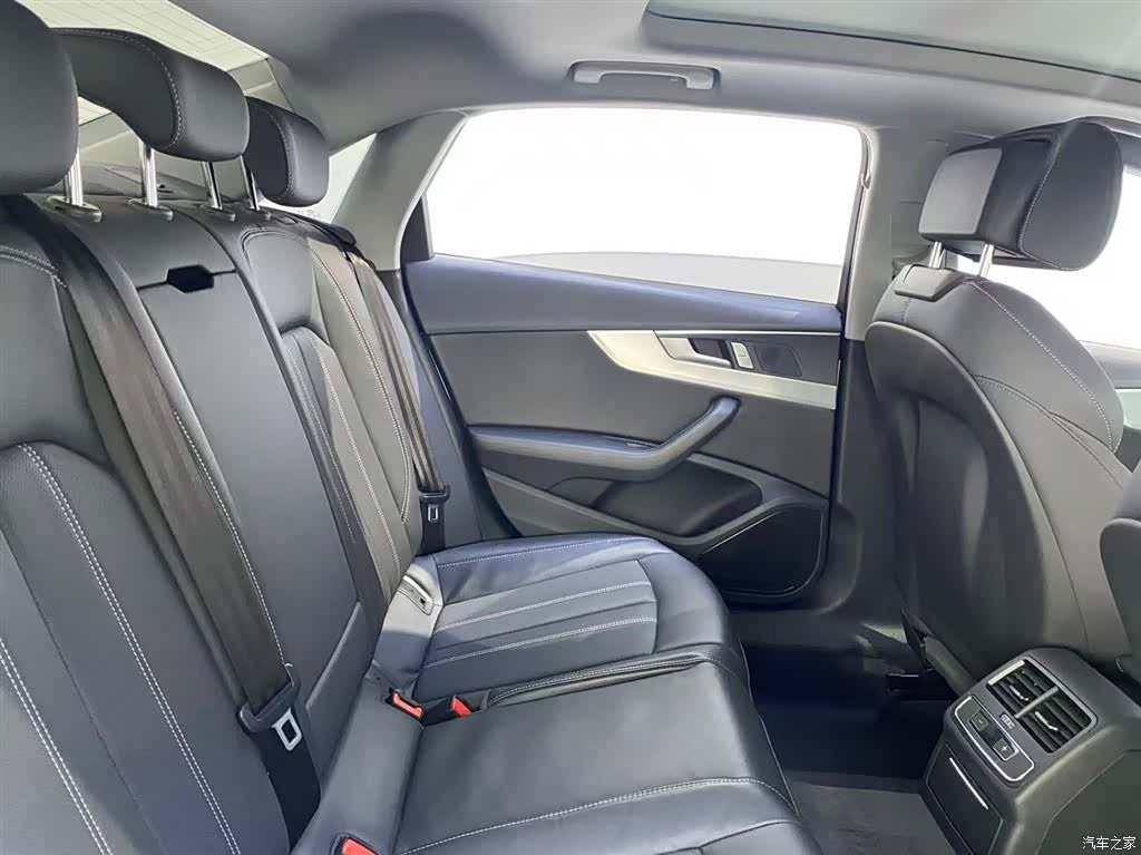Audi A4L, 2024 7