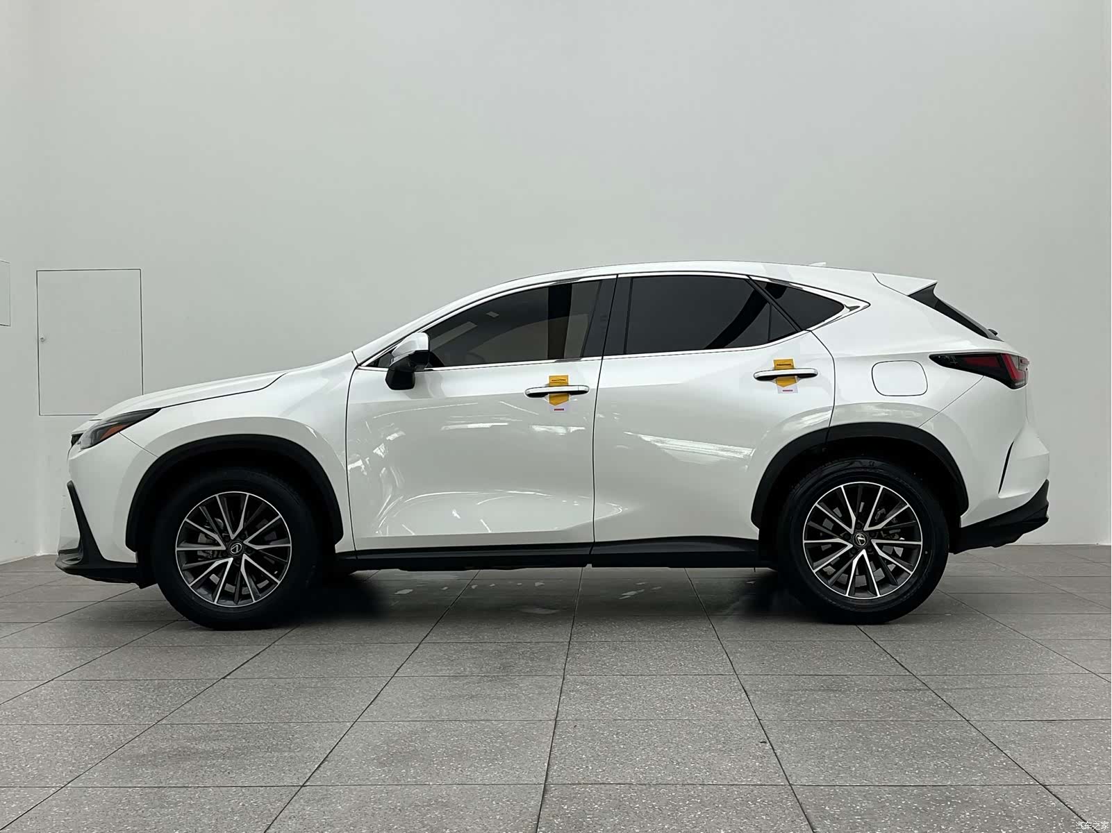 Lexus NX, 2023 8