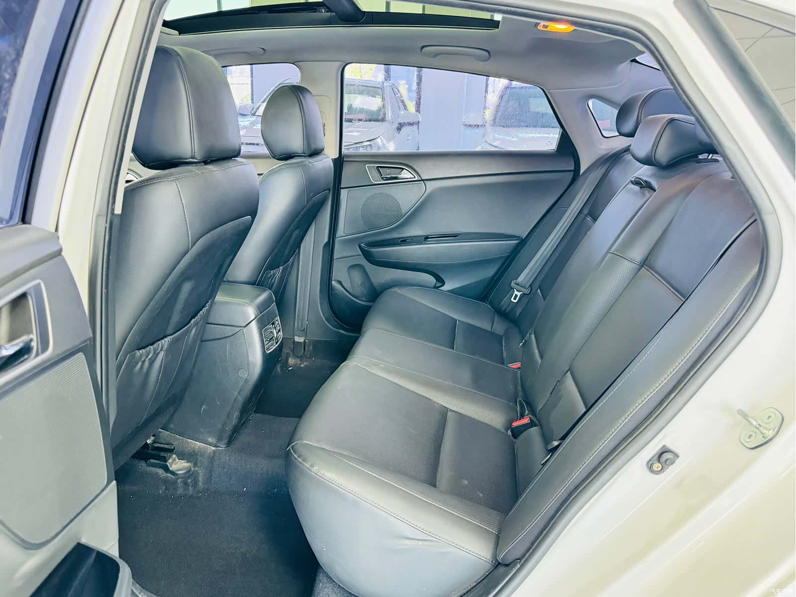 Hyundai GLS, 2014 все фото