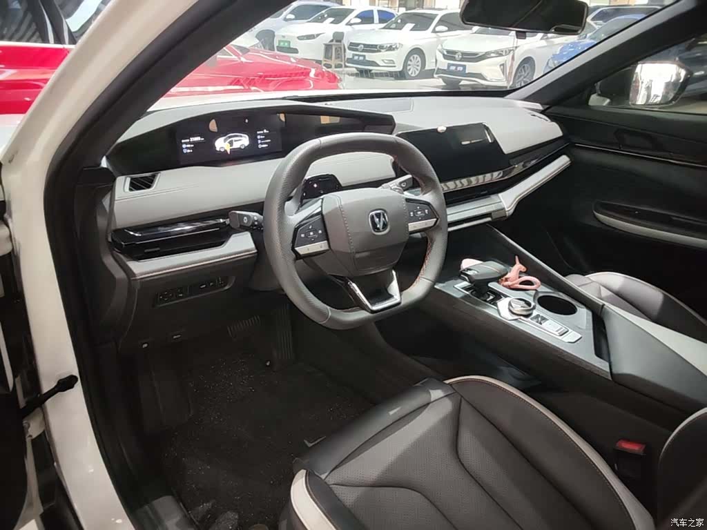 Changan UNI-V, 2023 11