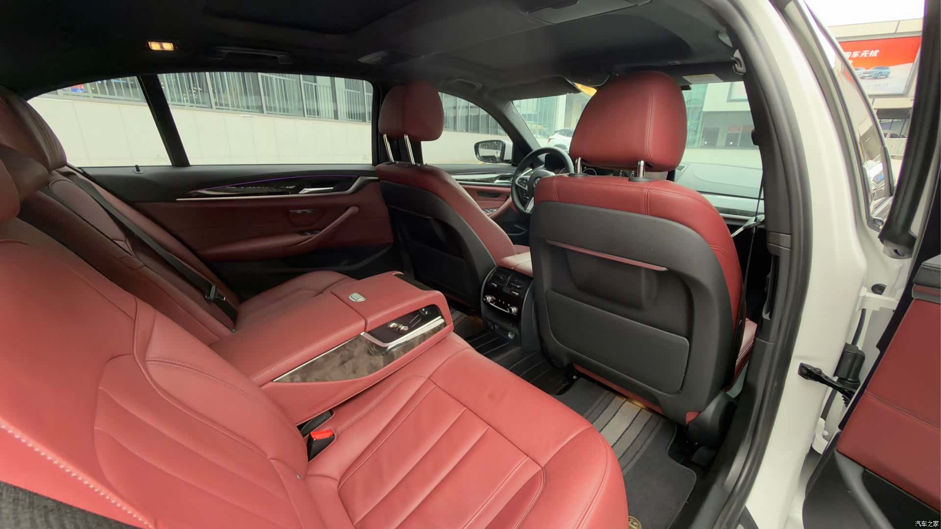 BMW 5 Series, 2019 11