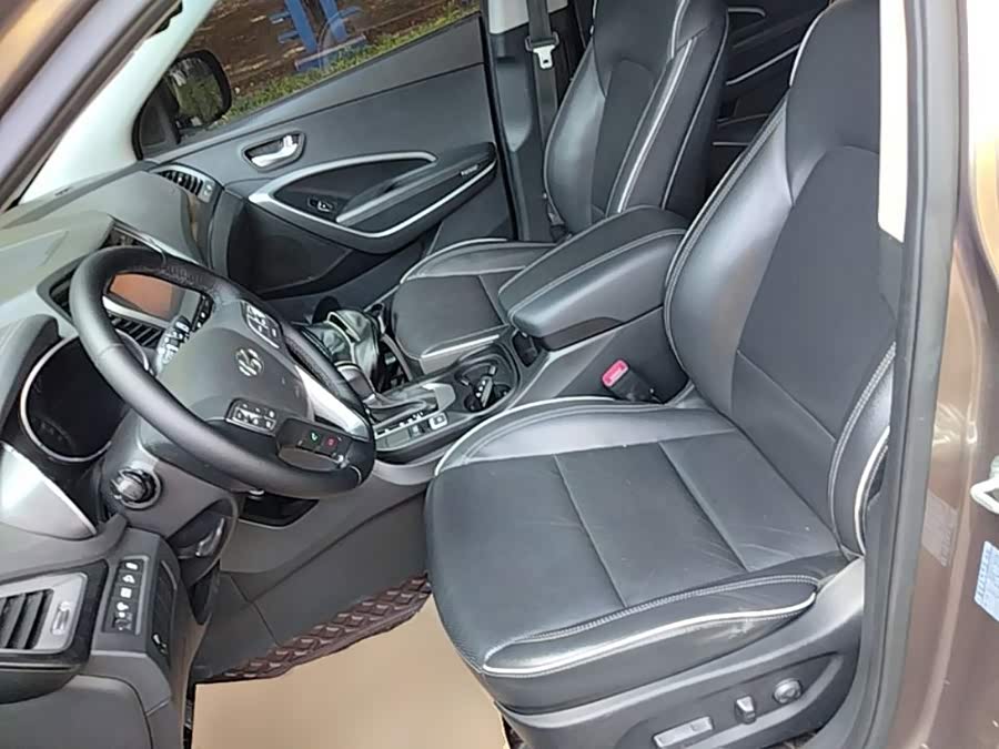 Hyundai Santa Fe 2017, фото 15