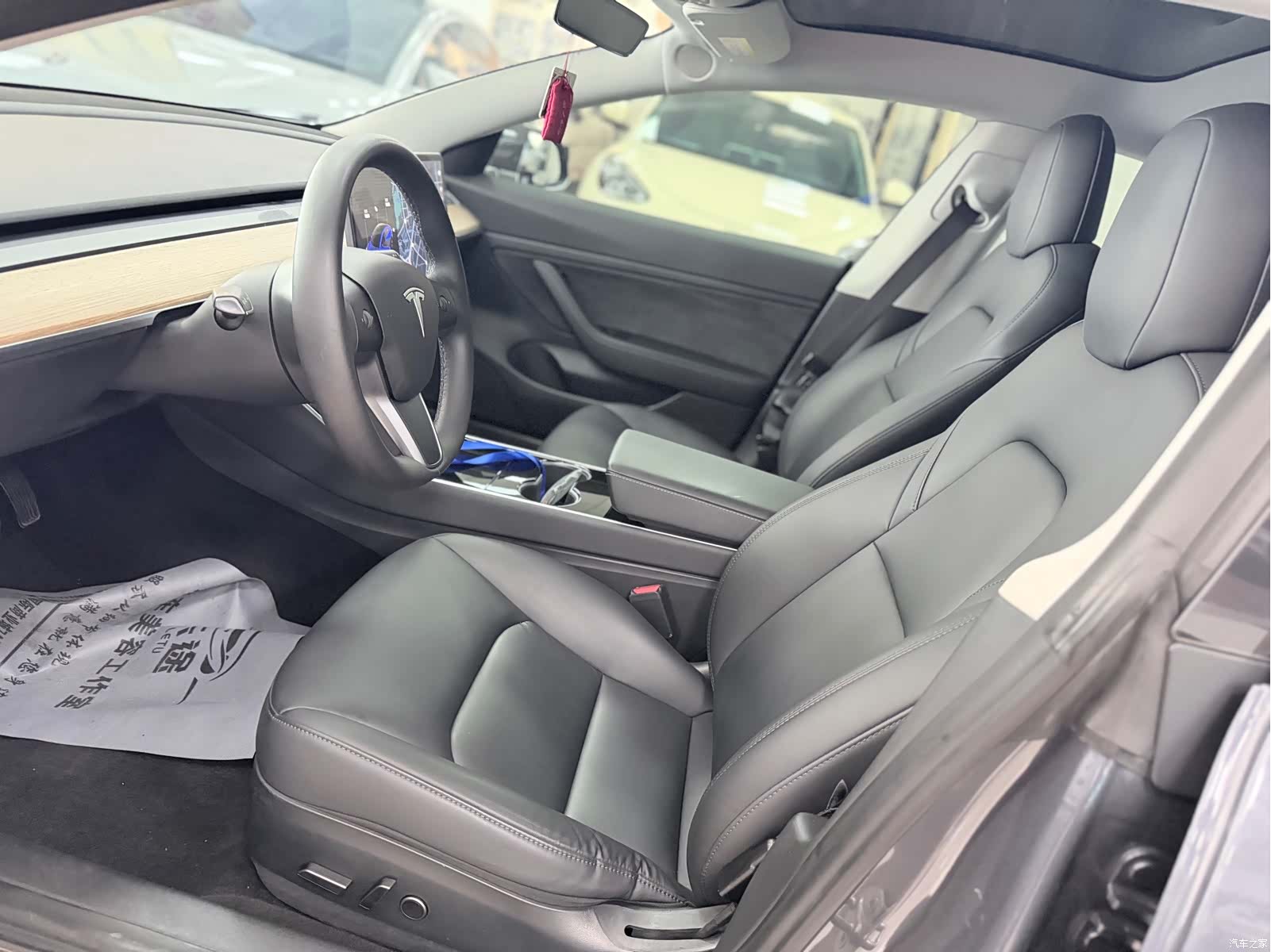 Tesla Model 3, 2021 7