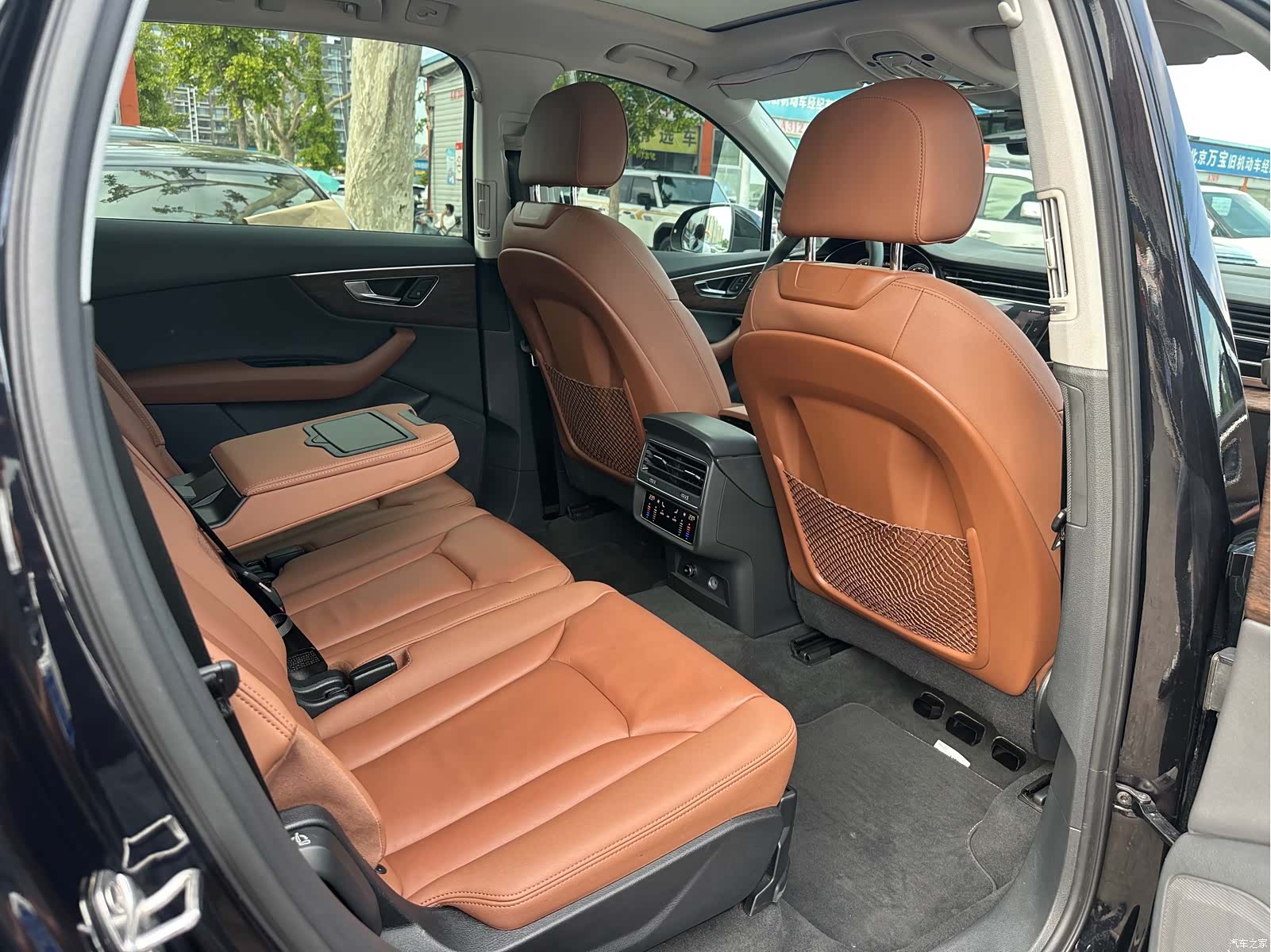 Audi Q7, 2021 11
