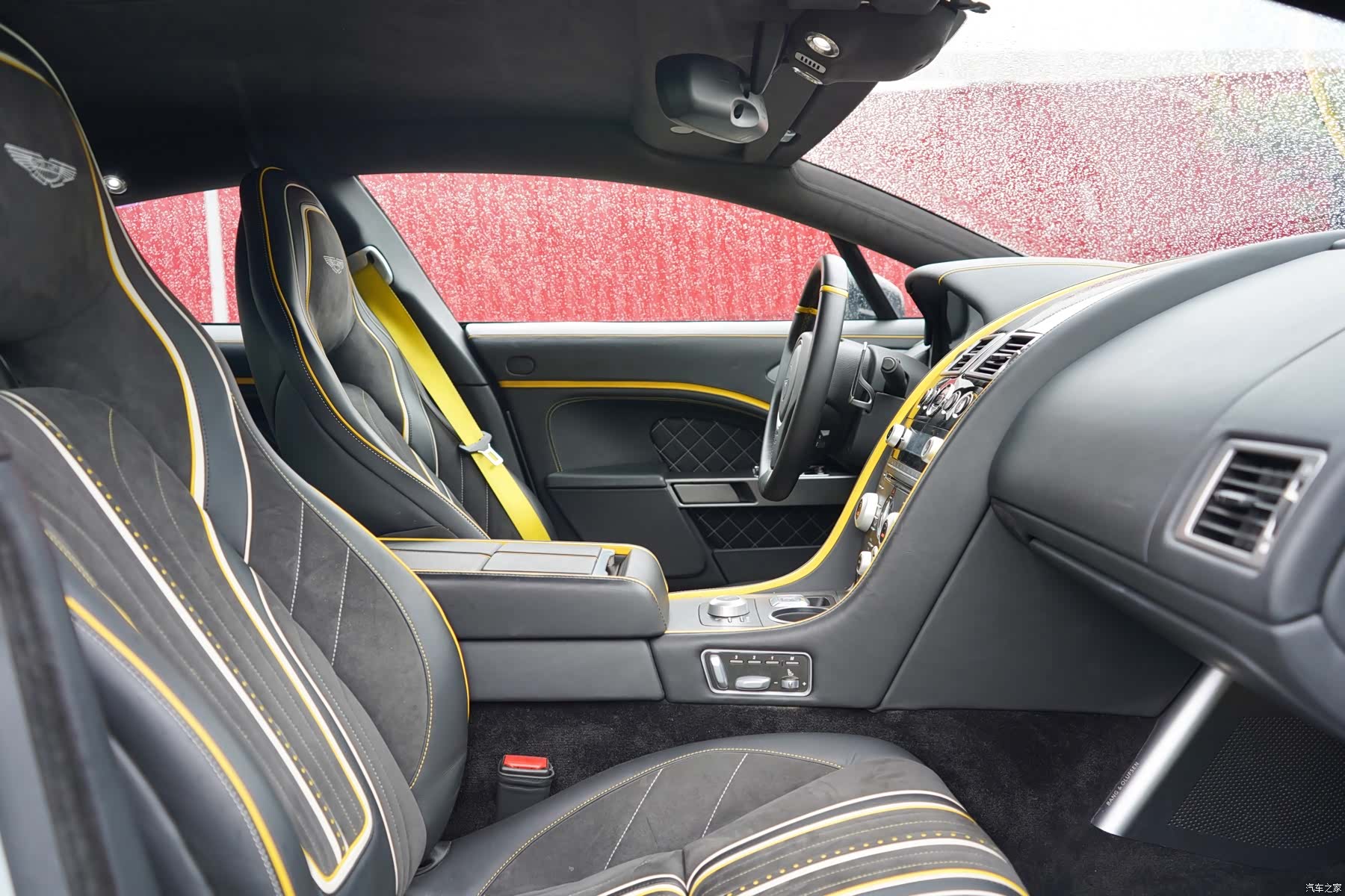 Aston Martin Rapide, 2011 12