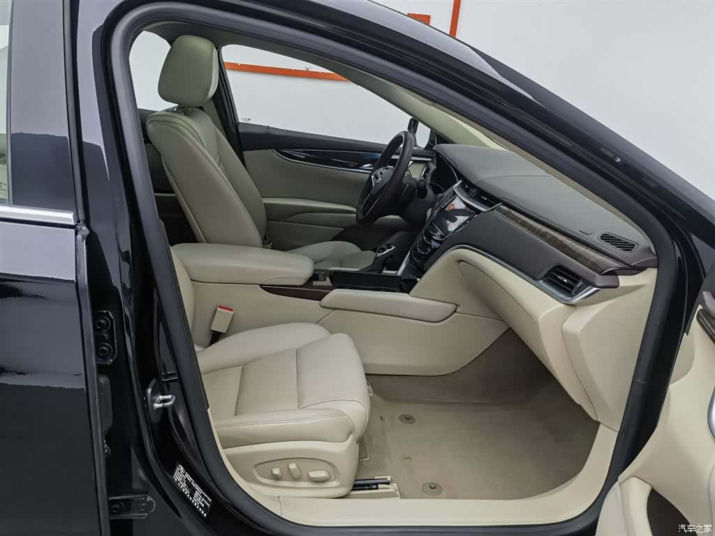 Cadillac XTS, 2017 23
