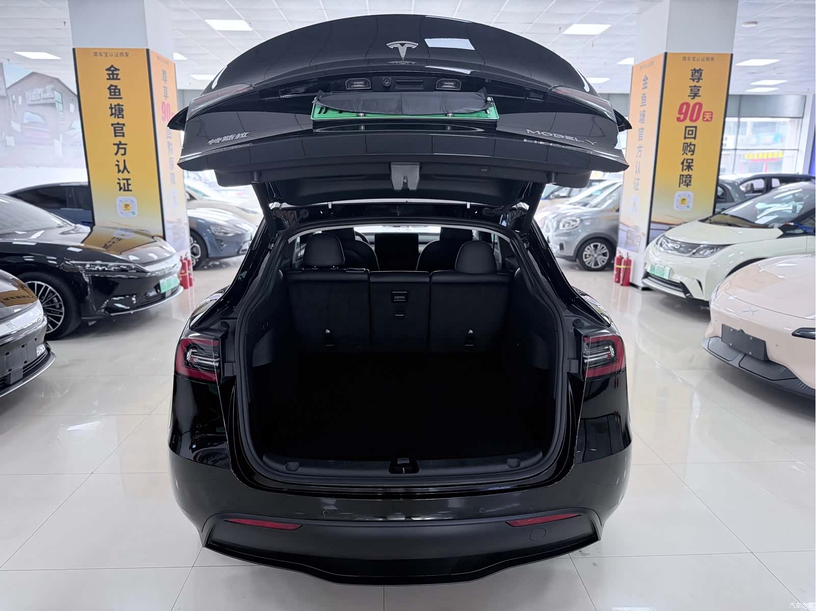 Tesla Model Y, 2022 10