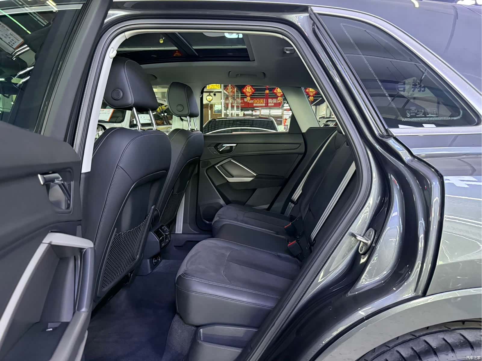 Audi Q3, 2022 9