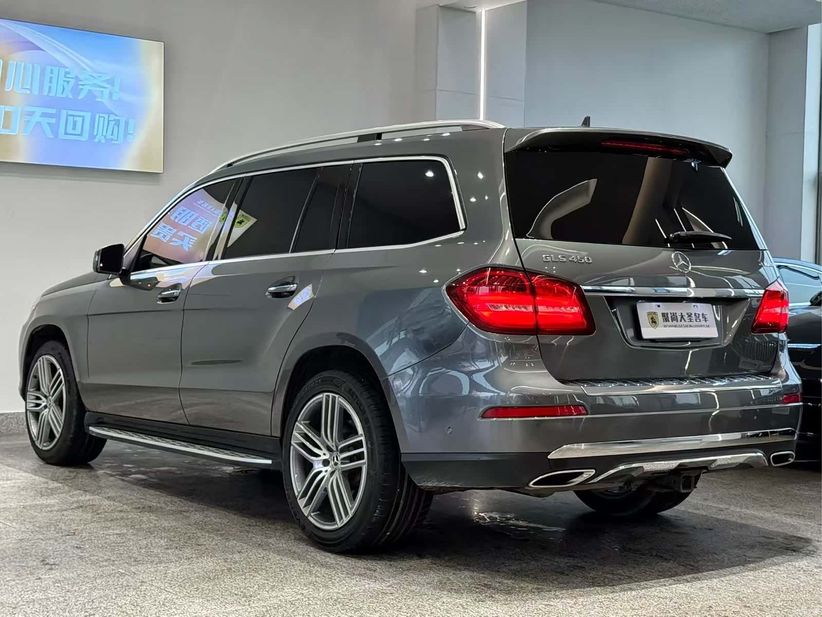 Mercedes-Benz GLS, 2018 9