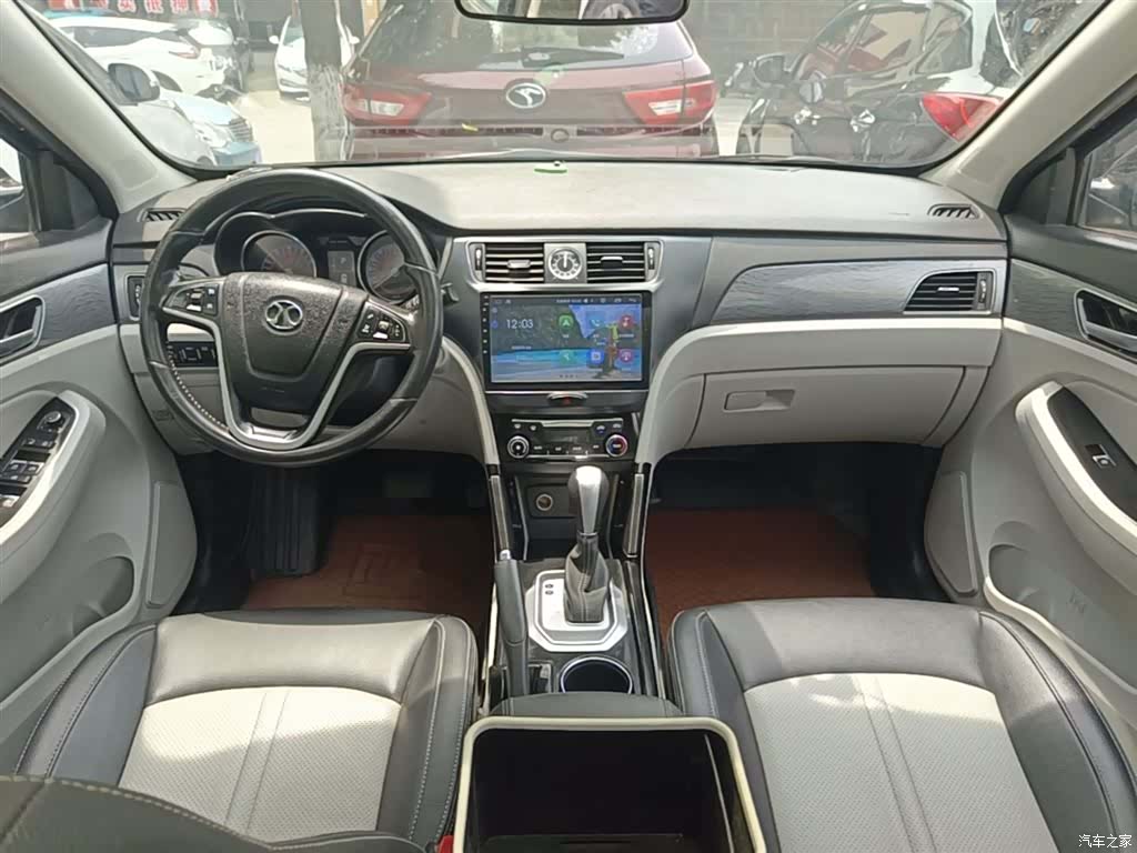 BAIC X55, 2016 10