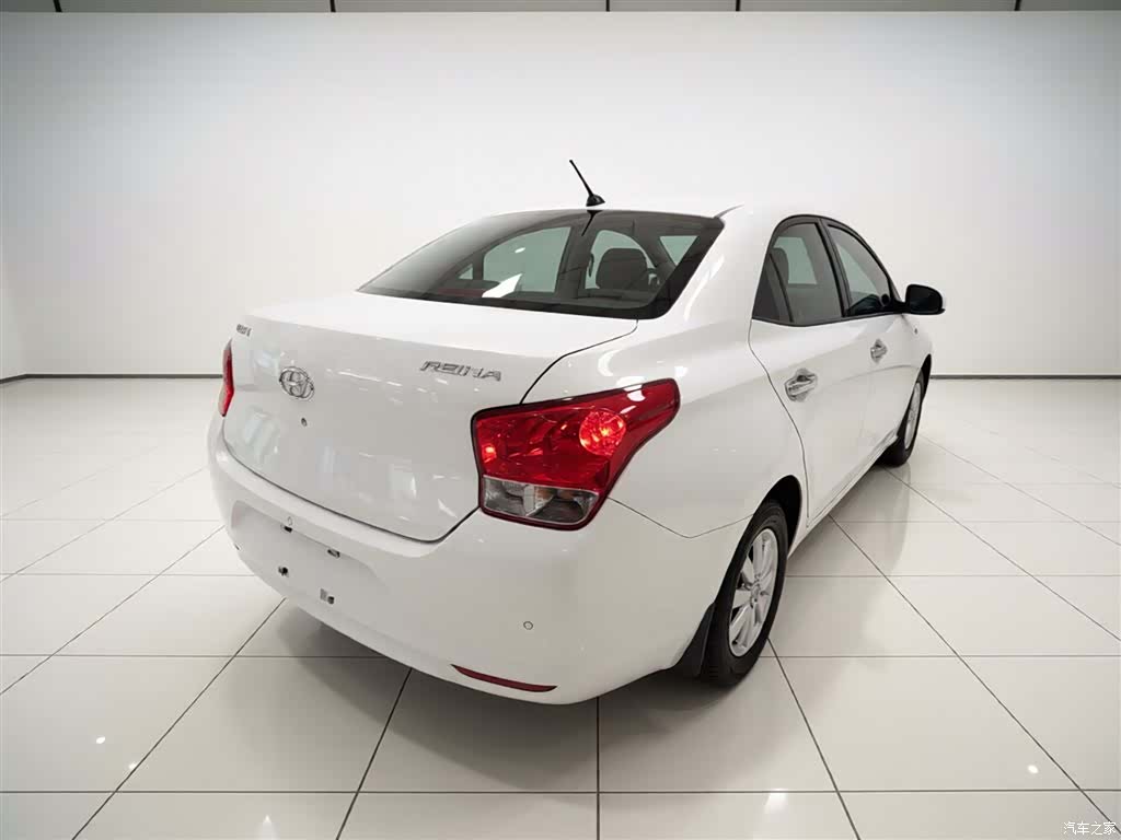 Hyundai V, 2018 все фото