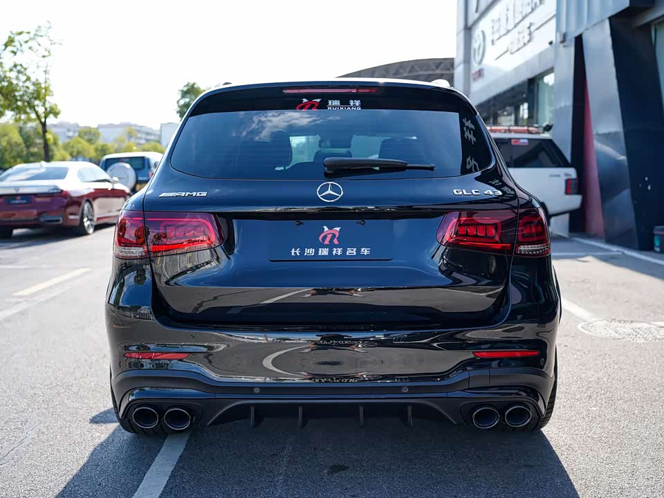 Mercedes-Benz GLC AMG