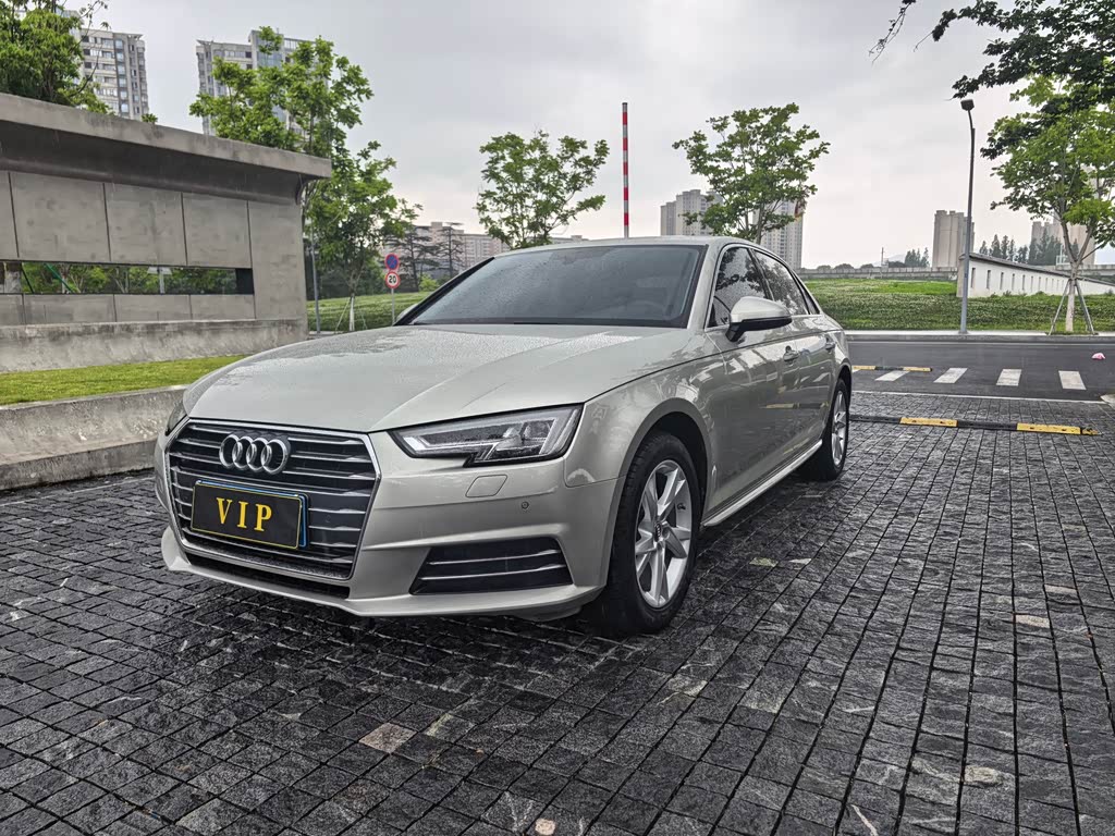 Audi A4L