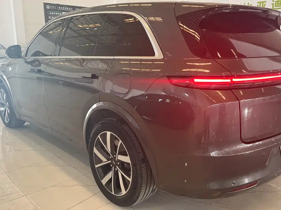 Li Auto Ideal L7