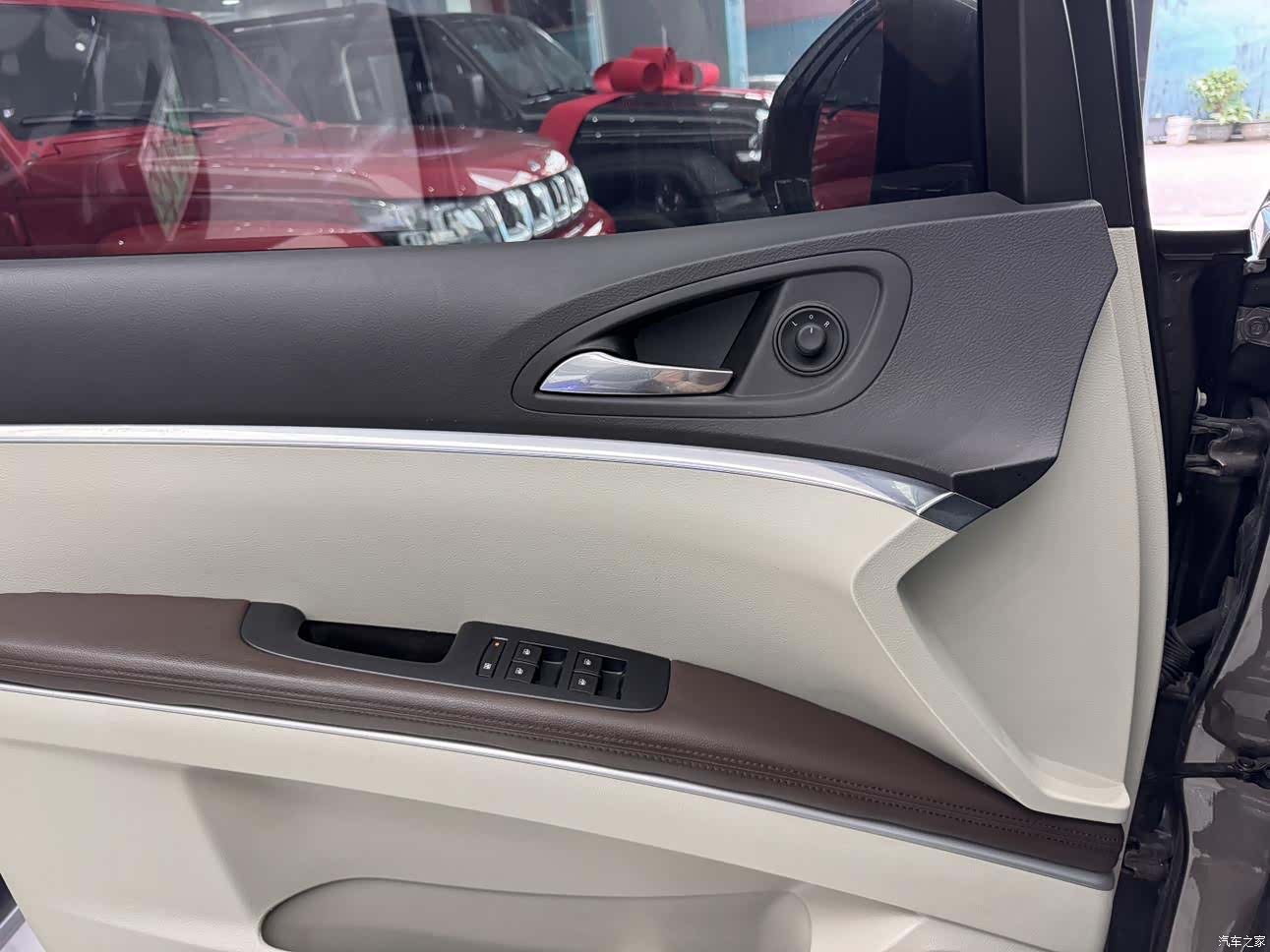 Buick GL8, 2023 25