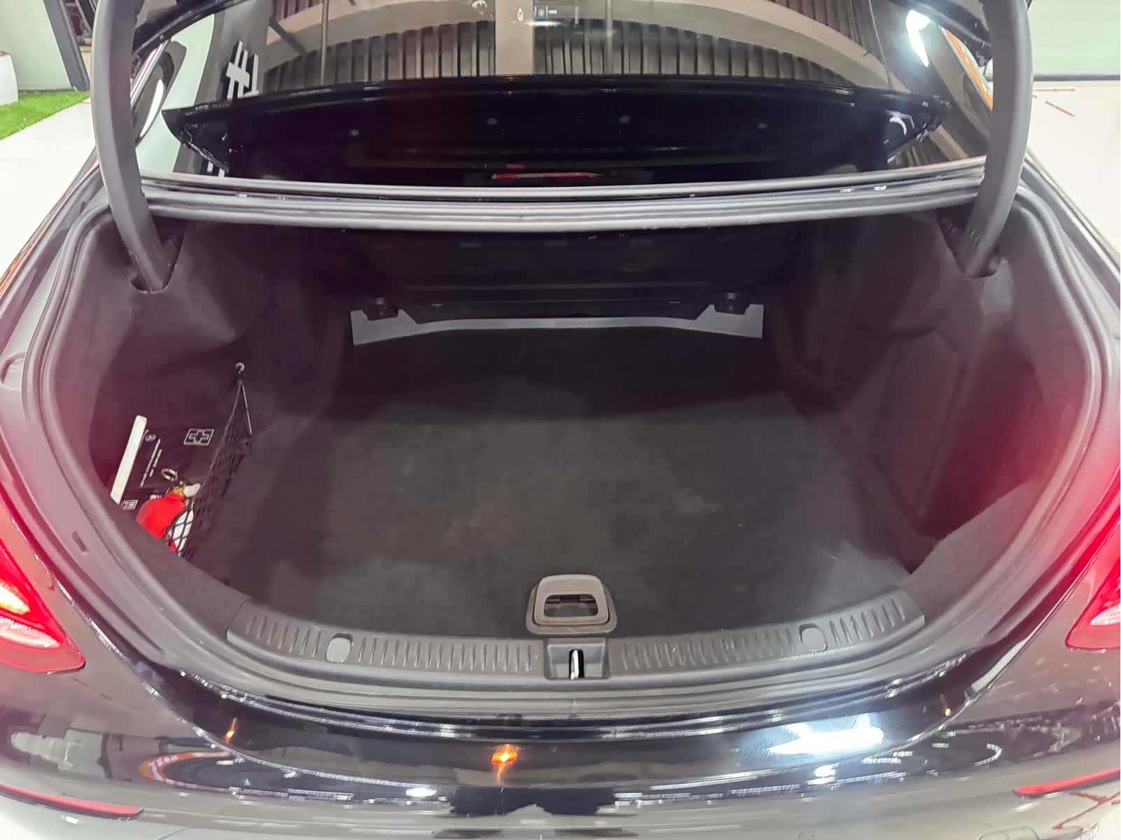 Mercedes-Benz E-Class, 2016 22