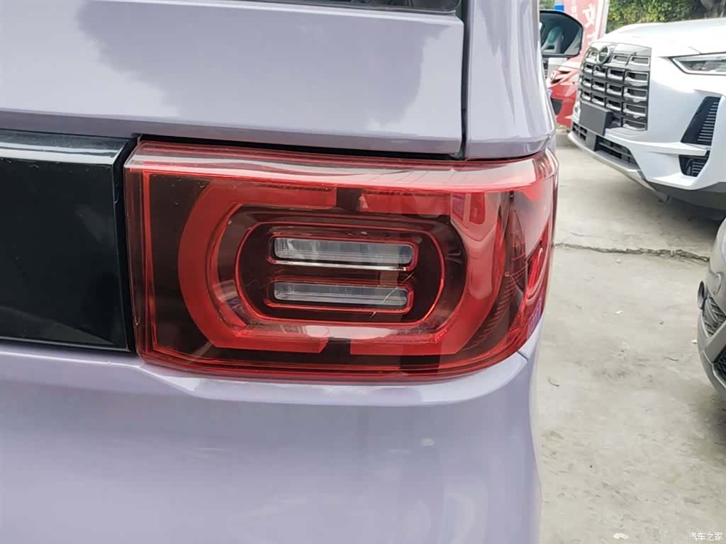 Wuling MINIEV, 2022 8