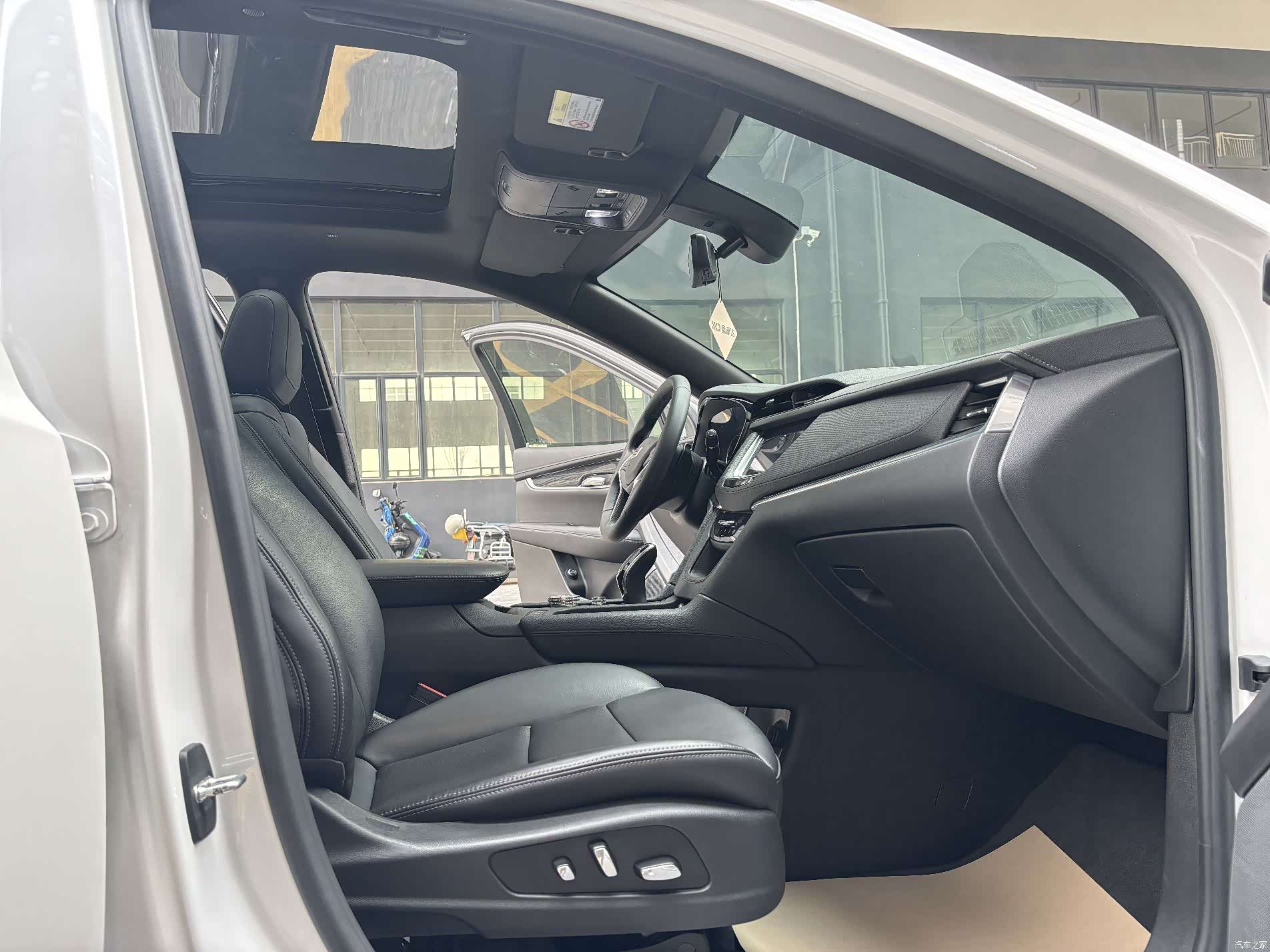 Cadillac XT5, 2020 11