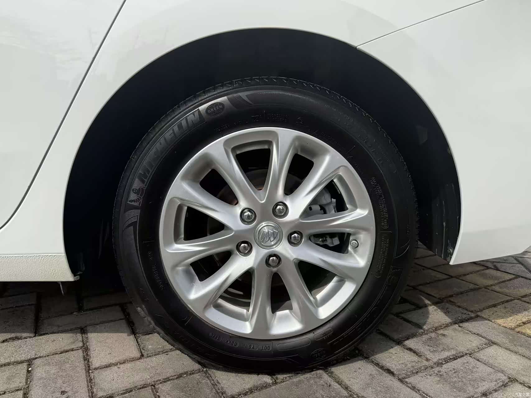 Buick GL6, 2019 14