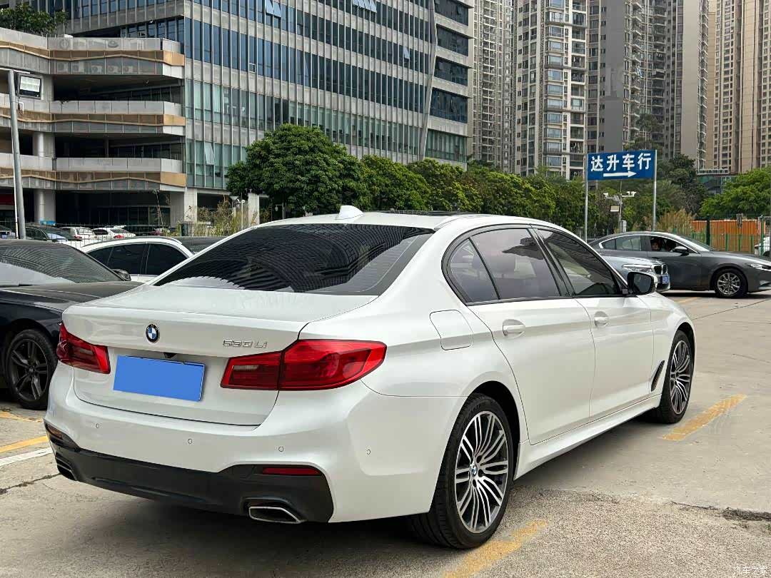 BMW 5 Series, 2018 все фото