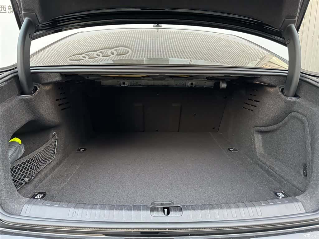 Audi A6L, 2023 18
